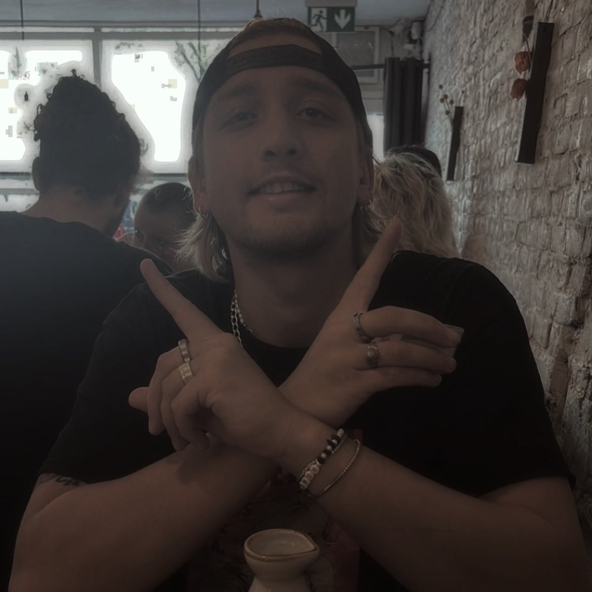 comfortkras (@comfortkras) on Twitter photo 