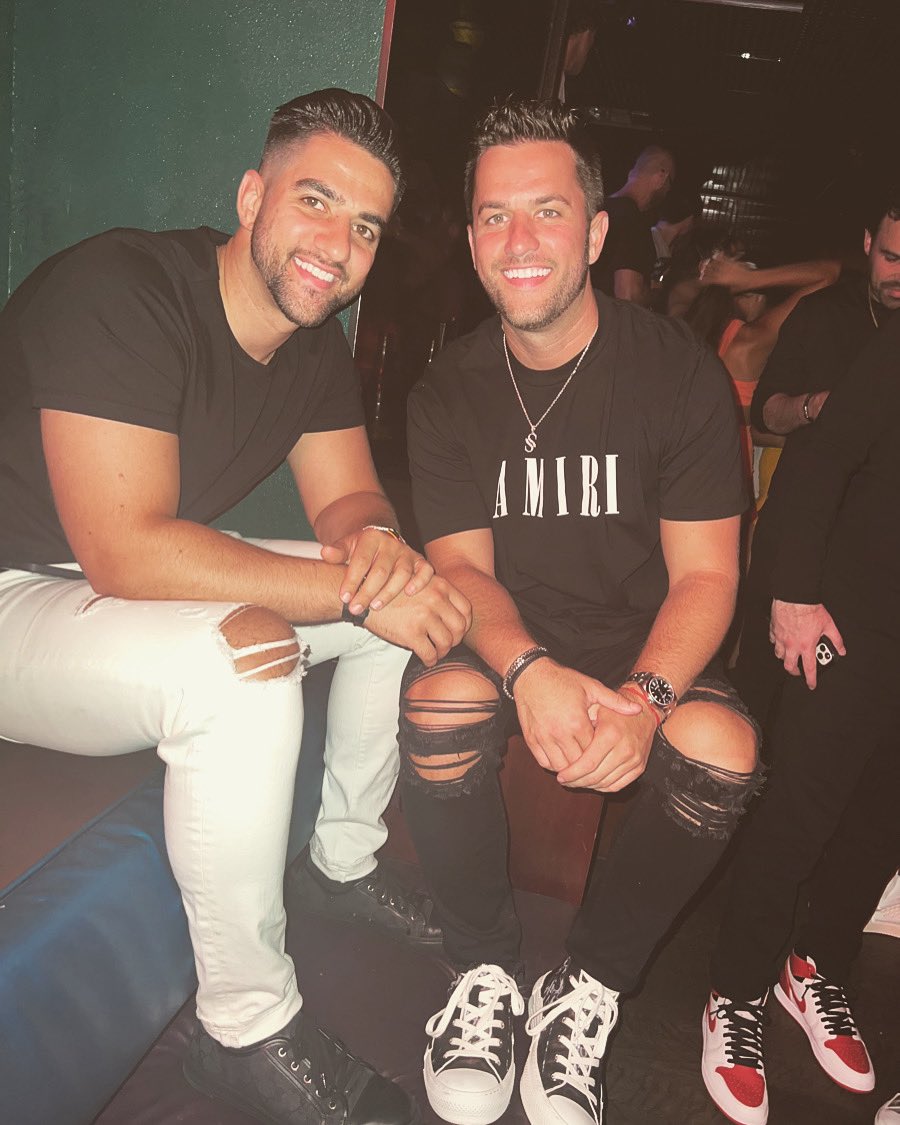 AdamDounn's tweet photo. #BrotherShit @Eric_Dounn https://t.co/fQkKpYUYZf