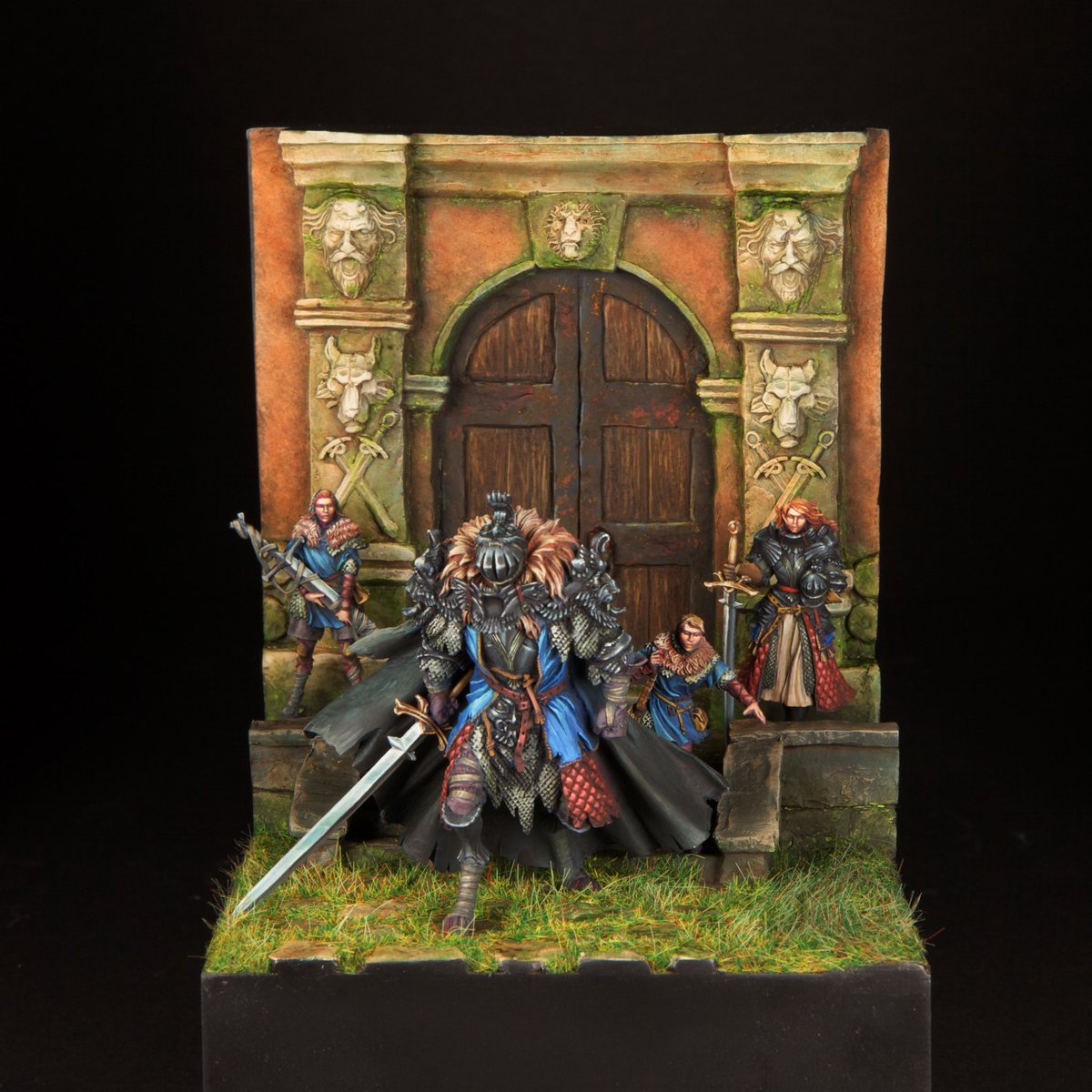 toppulous's tweet photo. Diorama of the Black Knight n friends from @kingdomdeath https://t.co/62wLGjMMZW