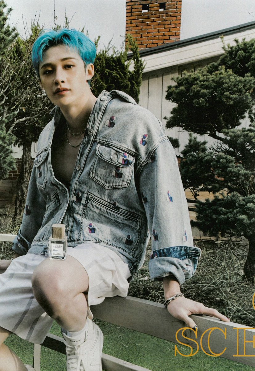 bchanarchive's tweet photo. OMG BANG CHAN https://t.co/2q1CAyyawP