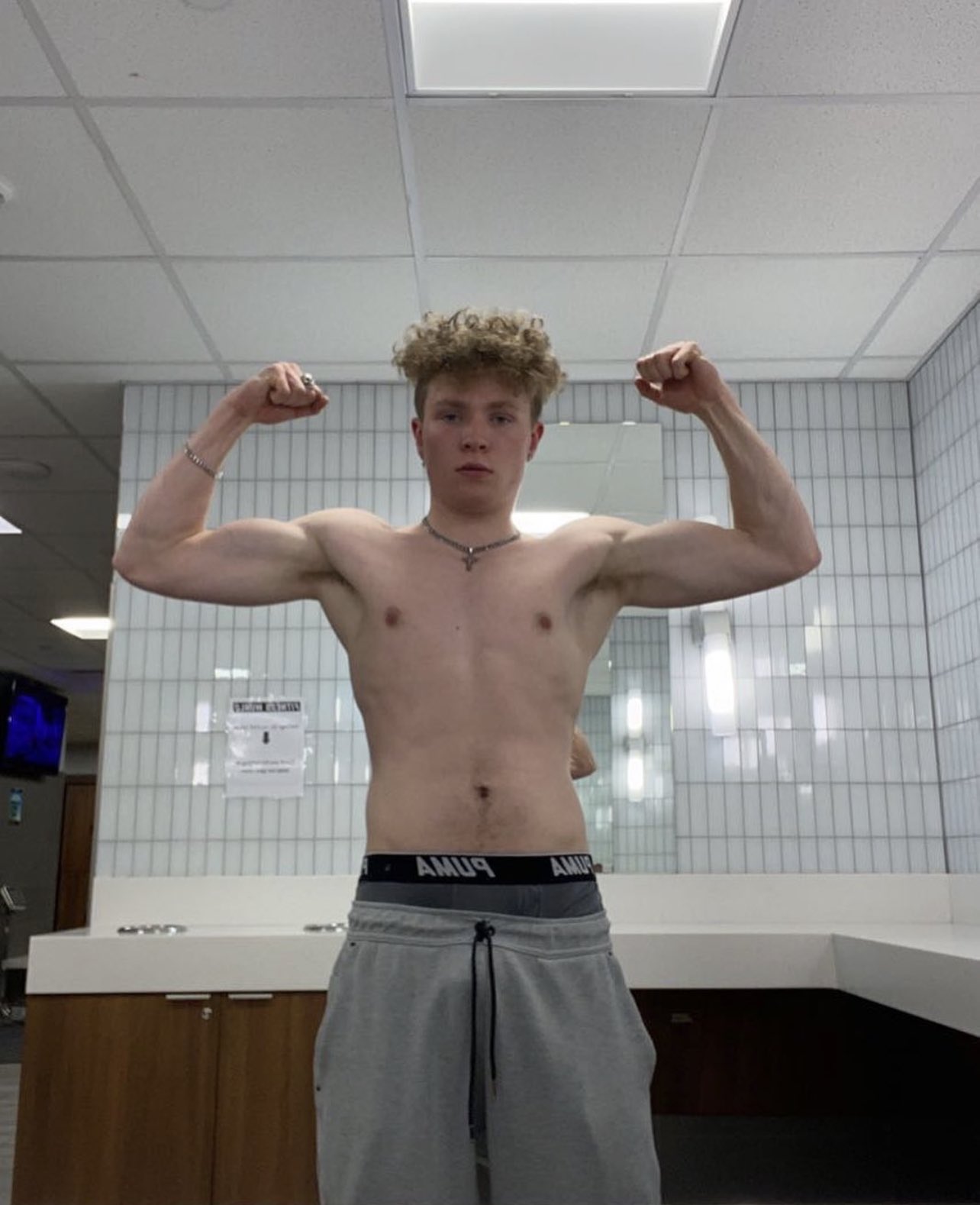 Gooner Ruiner on Twitter: "Pump your penis to alpha bullies. Triggered