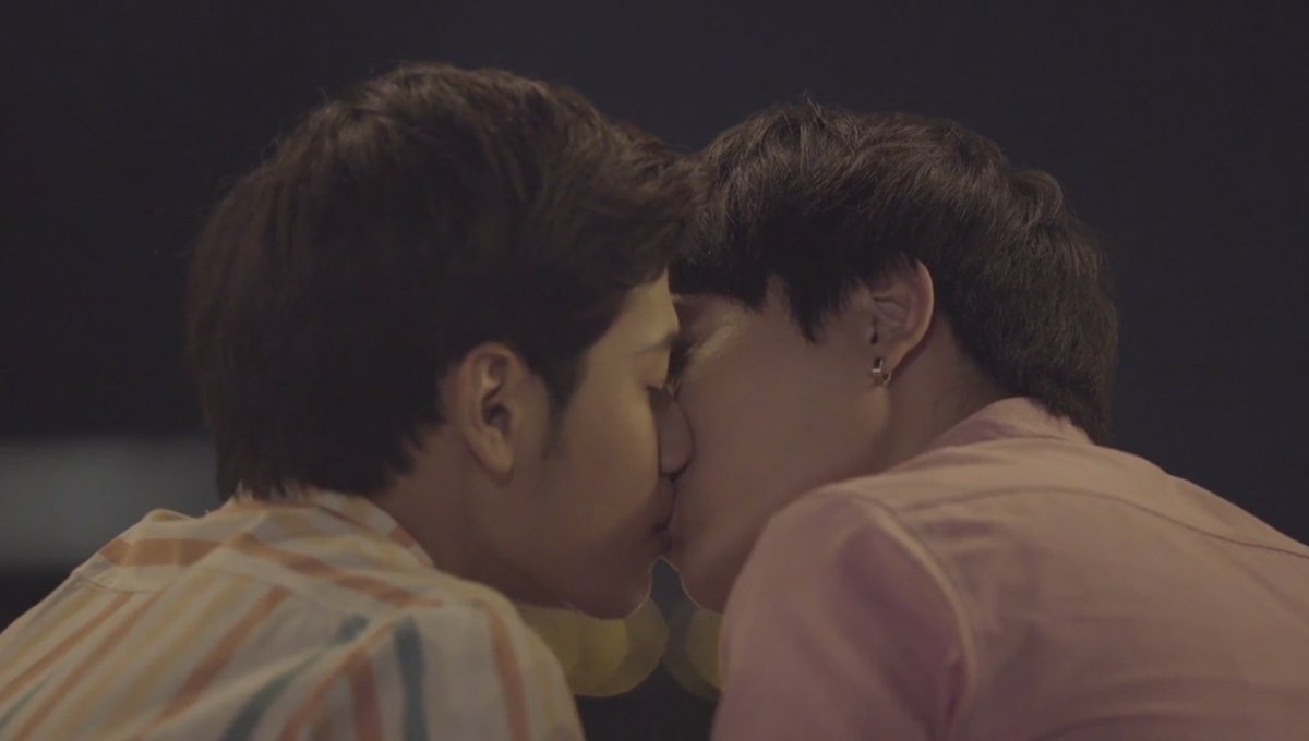 dadatassanee's tweet photo. เรื่องแรก เรื่องเดียว 
รอบที่ 100 แล้วมั้ง  #อาทิตย์ก้องภพ
#SOTUS https://t.co/VkvBvDsMWx