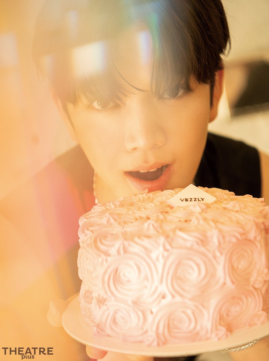 theatreplus_twt's tweet image. [인터뷰🎙] #뮤지컬 &amp;lt;#번지점프를하다&amp;gt;의 현빈 역으로 돌아온 #렌(#최민기)를 만나 이야기를 나눴습니다🙌 
여름의 청량함을 가득 담고 세 번째 무대에 오르는 렌의 에너지와 열정! 인터뷰에서 만나 보시죠✨

📎naver.me/x4axz0Ab