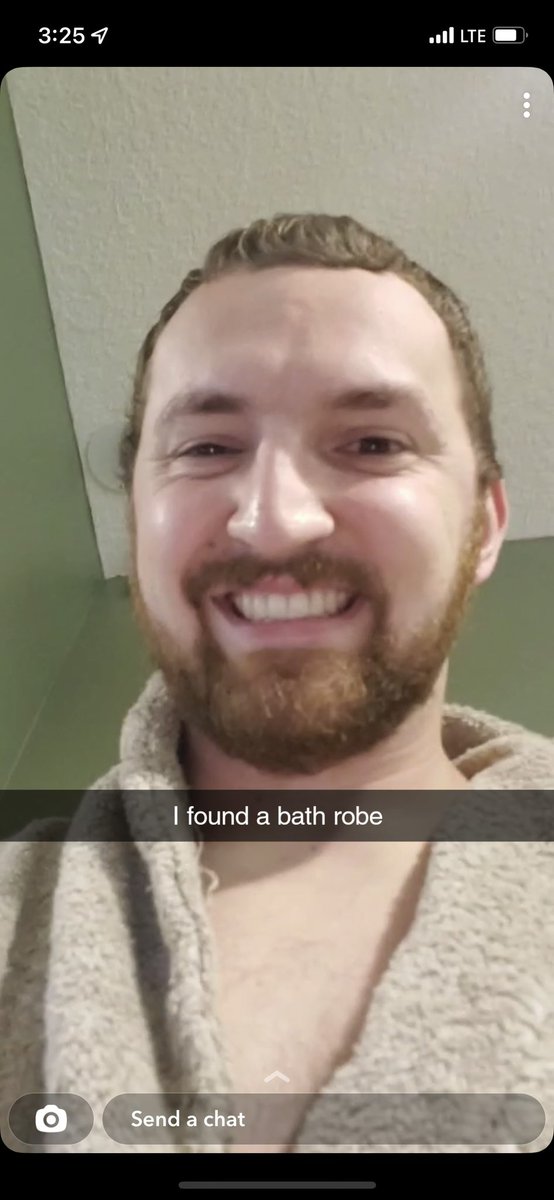 leffling's tweet photo. Ask me how I know my boyfriend wouldn’t cheat: bachelor party edition. @austin_etch https://t.co/6UkVqtFqAW