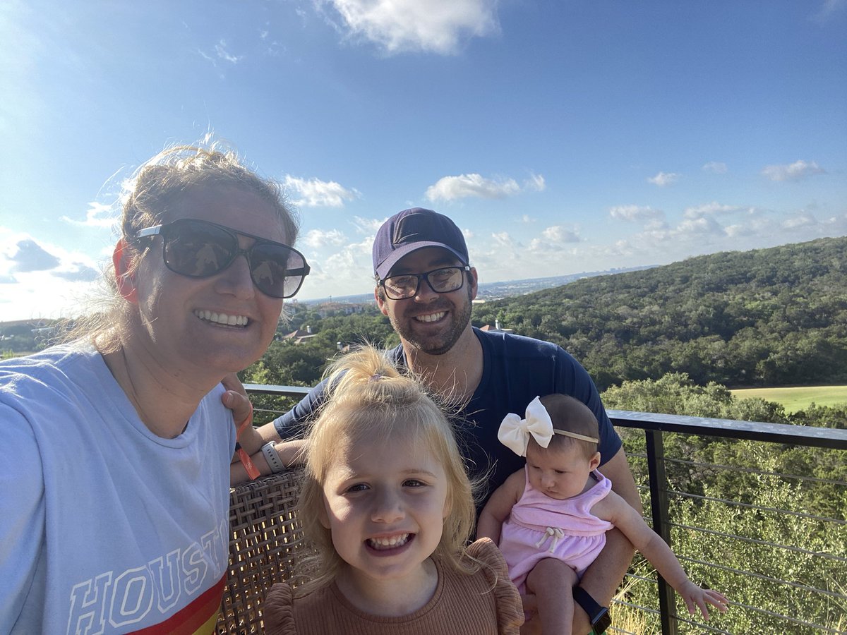 3/4 looking AND smiling…it’s a win in my book. @twehowl #twehowl