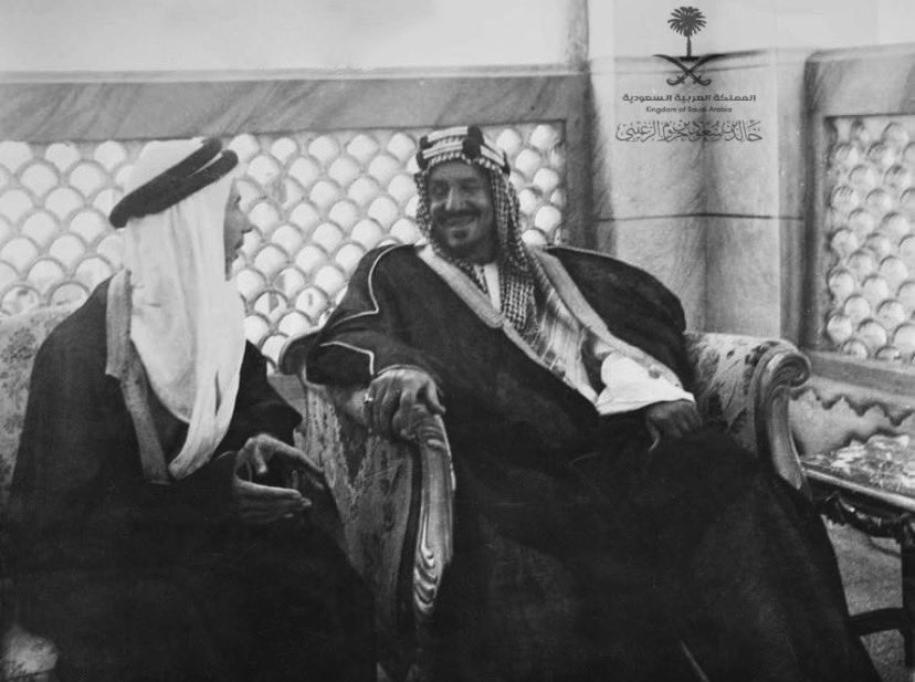 aplllq's tweet image. يقول المؤسس الملك عبدالعزيز -طيب الله ثراه &quot; جماعتي شوقوني لزيارة اوروبا وعواصمها ومدنها الكبرى..ولكني ما احب ان افارق بلادي ولا اريد ان ارى غير بلادي العربية &quot;

نجد بلياليها عن امثالها زود
لو كلها عند الاوادم ليالي

يا اللي ليالي نجد بعيونكم سود
يابعدكم عن فهم سر الجمالي