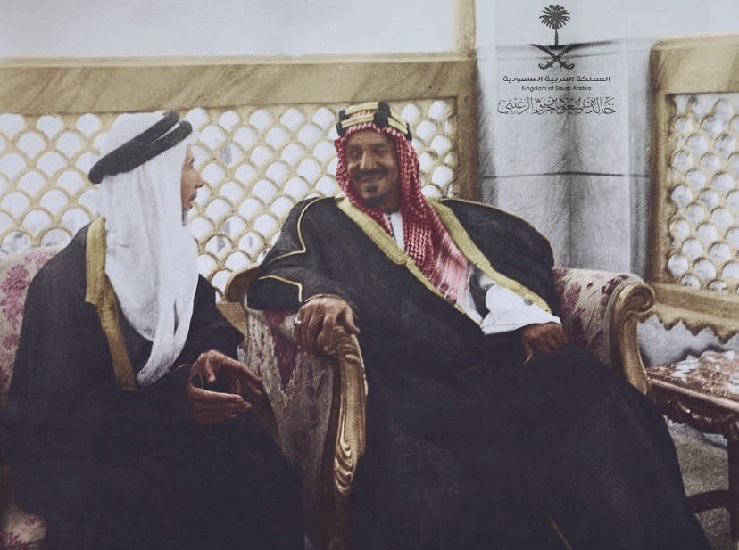 aplllq's tweet image. يقول المؤسس الملك عبدالعزيز -طيب الله ثراه &quot; جماعتي شوقوني لزيارة اوروبا وعواصمها ومدنها الكبرى..ولكني ما احب ان افارق بلادي ولا اريد ان ارى غير بلادي العربية &quot;

نجد بلياليها عن امثالها زود
لو كلها عند الاوادم ليالي

يا اللي ليالي نجد بعيونكم سود
يابعدكم عن فهم سر الجمالي