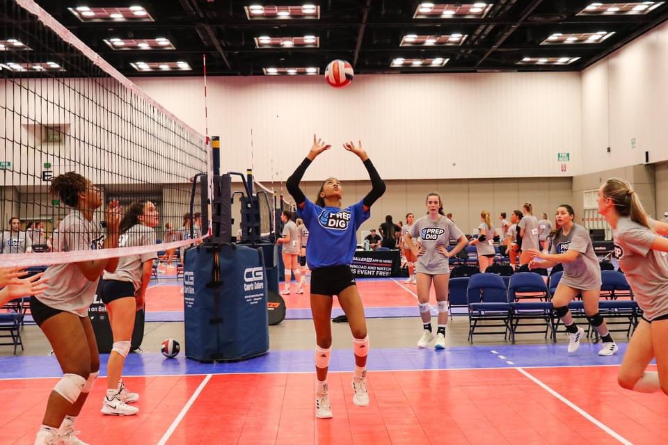 Chris Fitzgerald (@prepdigchris) on Twitter photo Action shots from <a href="/prepdigrachel/">PrepDigRachel</a> at the <a href="/usavolleyball/">USA Volleyball</a> x <a href="/PrepDig/">Prep Dig 🏐</a> Showcase Session 1 - Full album on our Prep Dig Facebook Page facebook.com/21638886249606… Action shots from <a href="/prepdigrachel/">PrepDigRachel</a> at the <a href="/usavolleyball/">USA Volleyball</a> x <a href="/PrepDig/">Prep Dig 🏐</a> Showcase Session 1 - Full album on our Prep Dig Facebook Page facebook.com/21638886249606…