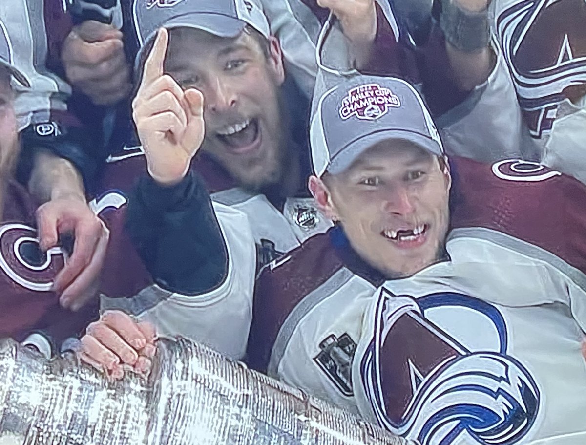 TheWilderThings's tweet image. The absolute hockiest