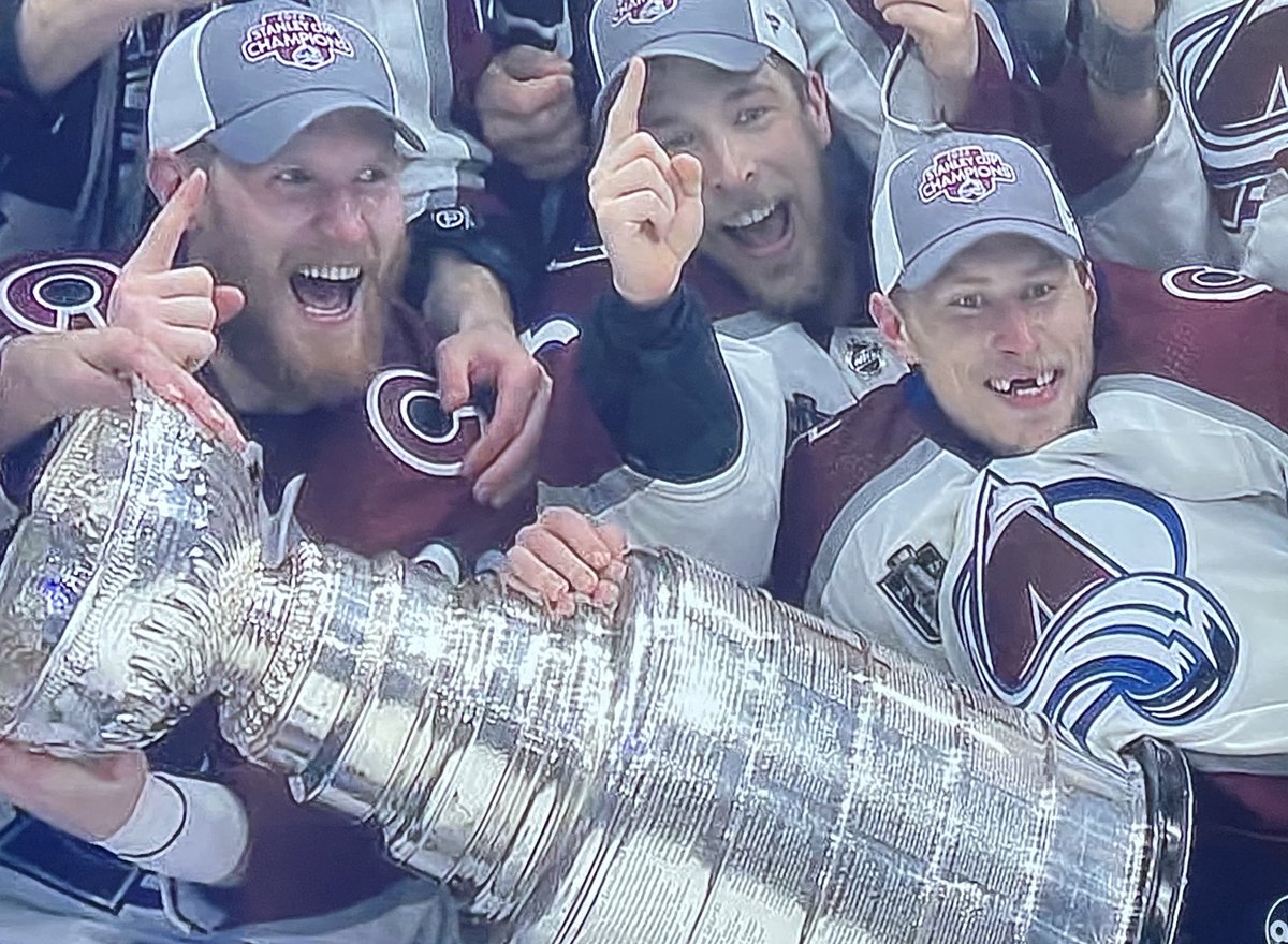 TheWilderThings's tweet image. The absolute hockiest