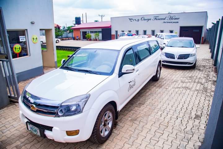 Transporting remains is a very serious business and we ensure that the luxurious comfort is expressed by our vehicles
#funeral #ofh #omegafunerals 
#Preplan #preplan #omegafuneralhome