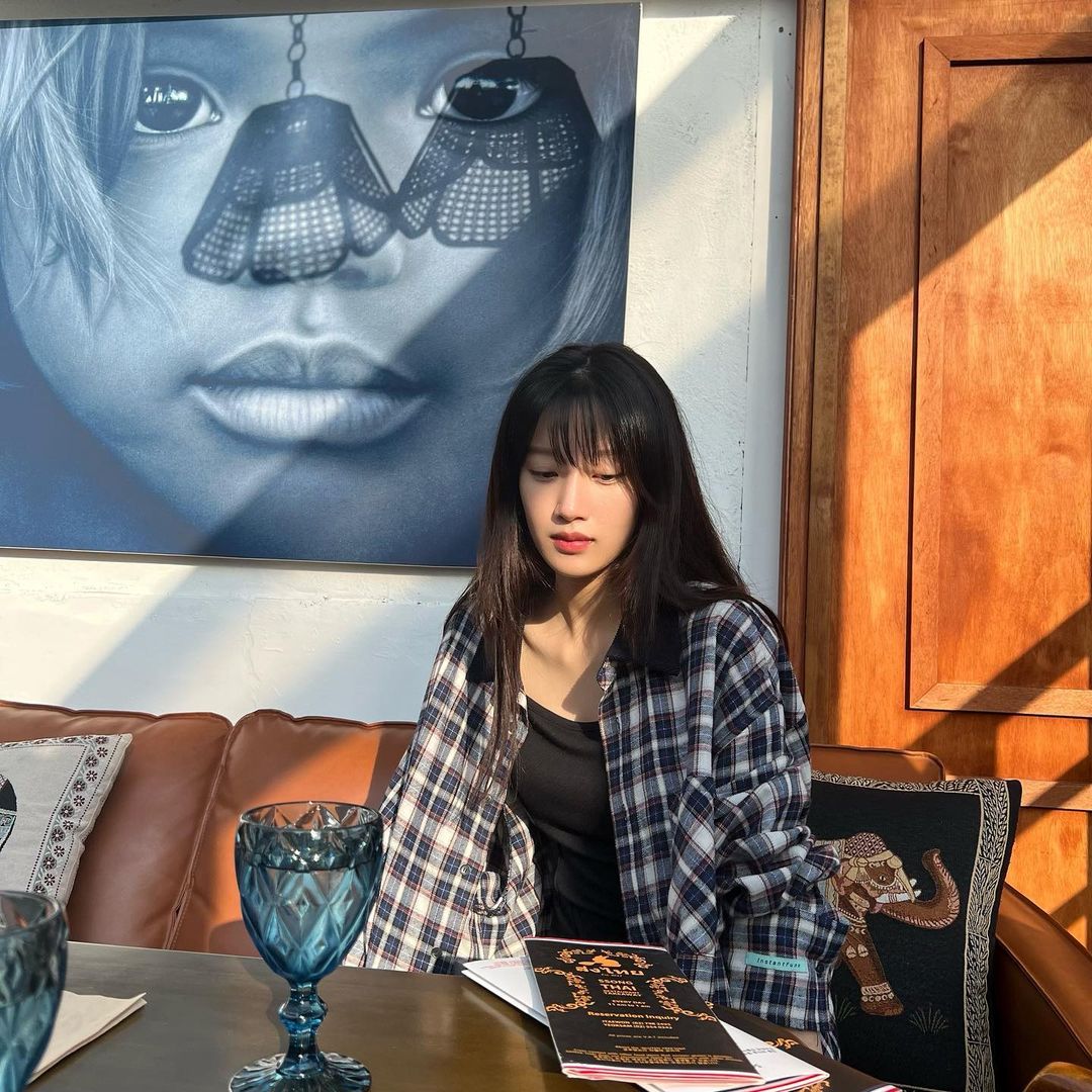 MOON GAYOUNG WITH BANGS