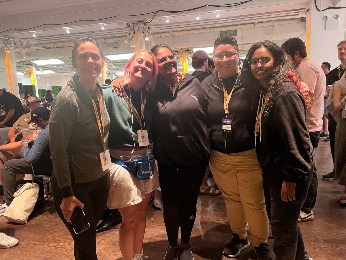 Our Genesis Phoenixes in an all girls team worked on an amazing project called <a href="/Splytto_ETHNYC/">Splytto_ETHNYC</a> at <a href="/ETHGlobal/">ETHGlobal</a> 's hackathon.
Come and split your expenses easily using Splytto ;).
<a href="/_HerDAO/">H.E.R. DAO @ H.E.R. DAO HACKERHOUSE w/ ETH ACCRA</a> <a href="/gyanlakshmi/">gyanlakshmi.eth.stark</a> <a href="/GigaHierz/">gigahierz.eth</a> <a href="/emilypmendez/">Emily Mendez</a> <a href="/srilakshmitc/">srilakshmitc.eth</a> &amp; Pauline ❤️💜! A 🧵 on integrations 👇