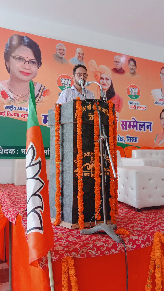 jassijs426's tweet photo. जितने भी मोदी समर्थक अभी ट्विटर पर एक्टिव है 
कमेंट में #देश_मोदी_के_साथ_है लिखकर RT करें
@jassijs426 @TheDeepak2022
@Bhiya_indori1 @Bhavna_Pande
@beingarun28 @NehaV_007_
@pathak__saab @Santosh_Stv @nityanand1984 @Shiv_Pandit_ @ShivFb @chouhan_sumitra @kajolrajputz @h https://t.co/y6C5czfhp1