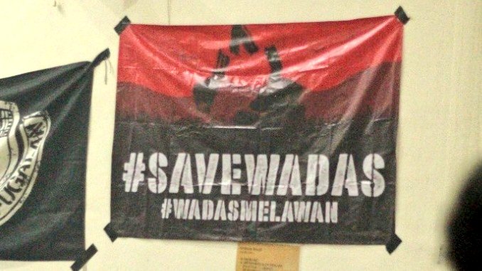 Akhir pekan kemarin saat beranjangsana ke Purworejo. Membawa secuil pesan dan dukungan moral untuk warlok setempat. Beberapa kilometer dari venue, yang ruang hidup nya sedang dipertaruhkan ✊🏽 #savewadas