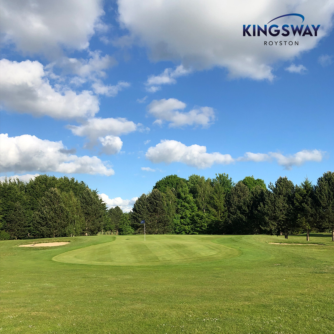 kingsway_golf's tweet photo. The 9 hole melbourn course is great course to perfect your skills or even to have a laugh with some friends! 

Make sure you book ahead to avoid disappointment. 😎

#Kingsway  #Royston #cambridgeuk #GolfRangeHertfordshire #TopTracerHetfordshire https://t.co/2ccHCyo1fh