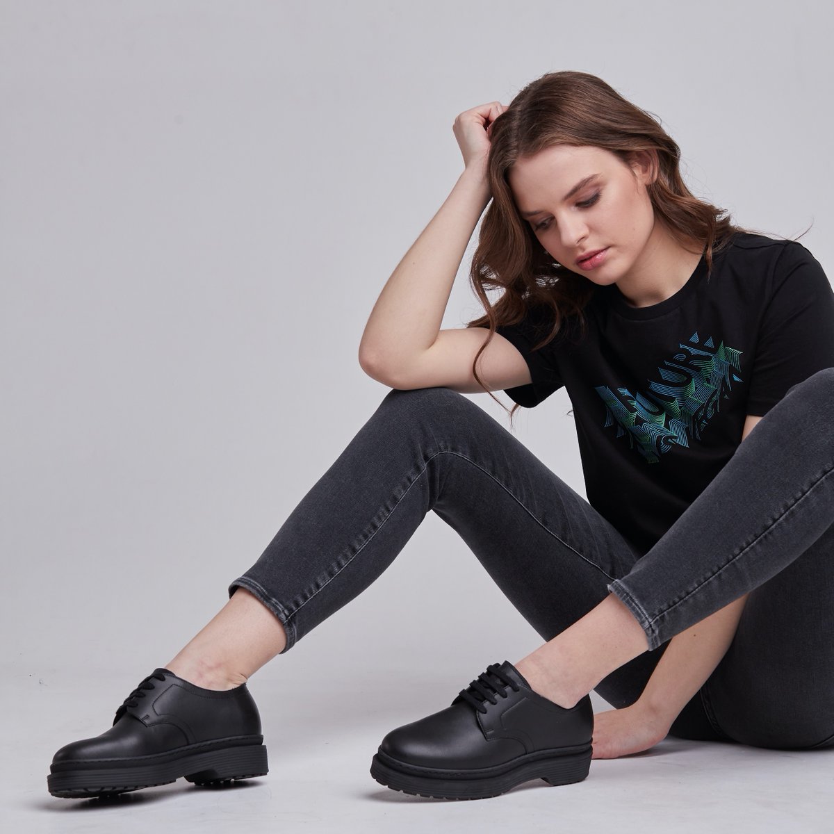 Final lines added to our end of season sale with up to 50% of all products.   Take an extra 10% discount with code havextra10

#vegantrainers #vegansneakers #sustainablefashion #ethicalfashion #sneakersale #kicks