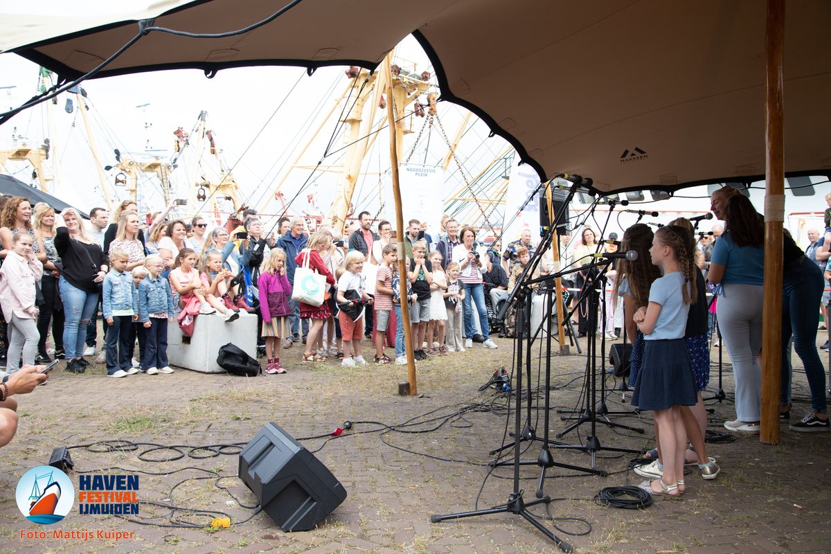 RauwaanZee's tweet photo. Het @Havenfestival IJmuiden was een fantastisch evenement afgelopen weekend! Wat hebben we genoten van al het moois dat onze haven te bieden heeft. Tot volgend jaar! 

#ijmuiden #rauwaanzee #havenfestival https://t.co/ZKVIUGIaVb