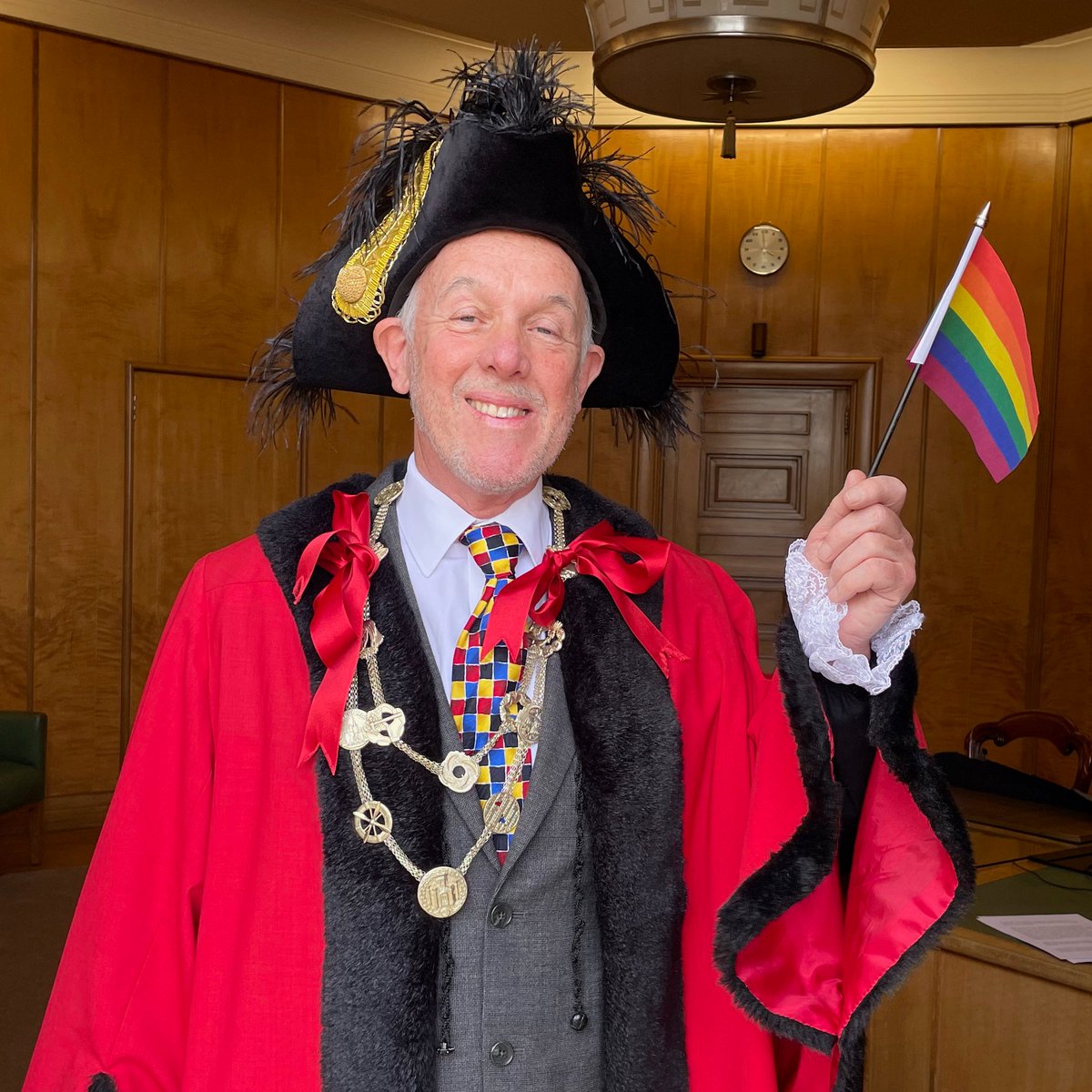 SewellPark's tweet image. We&apos;re ready for a fabulous #NorwichPrideSchoolsWeek!  @SewellPark all our students and staff feel safe and PROUD to be themselves. We can&apos;t wait for our big Pride March on Wednesday, with special guest Lord Mayor of Norwich Councillor Dr Kevin Maguire! 🏳️‍🌈@NorwichPride #Pride2022