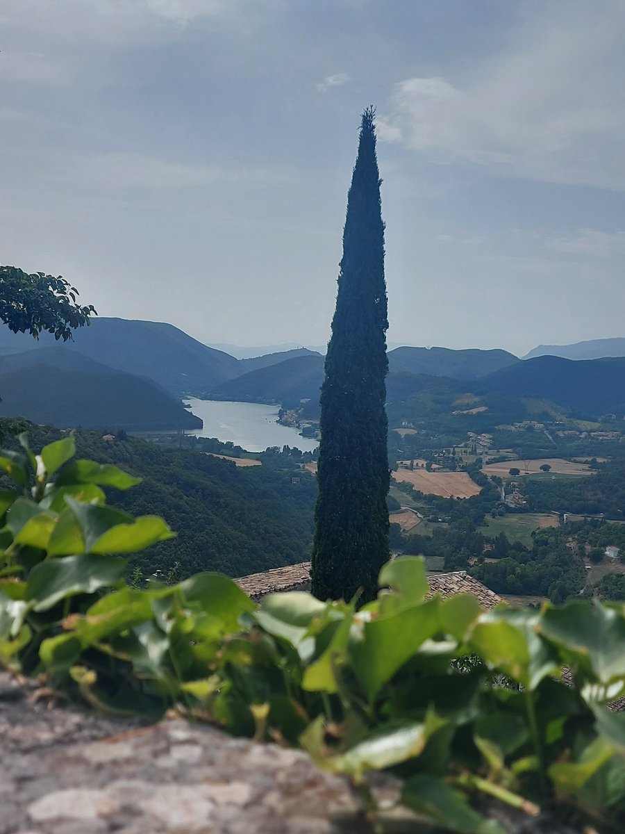 SBrascugli's tweet image. #Umbria #Piediluco #Labro
L&apos;Umbria è bella in modo spiazzante!