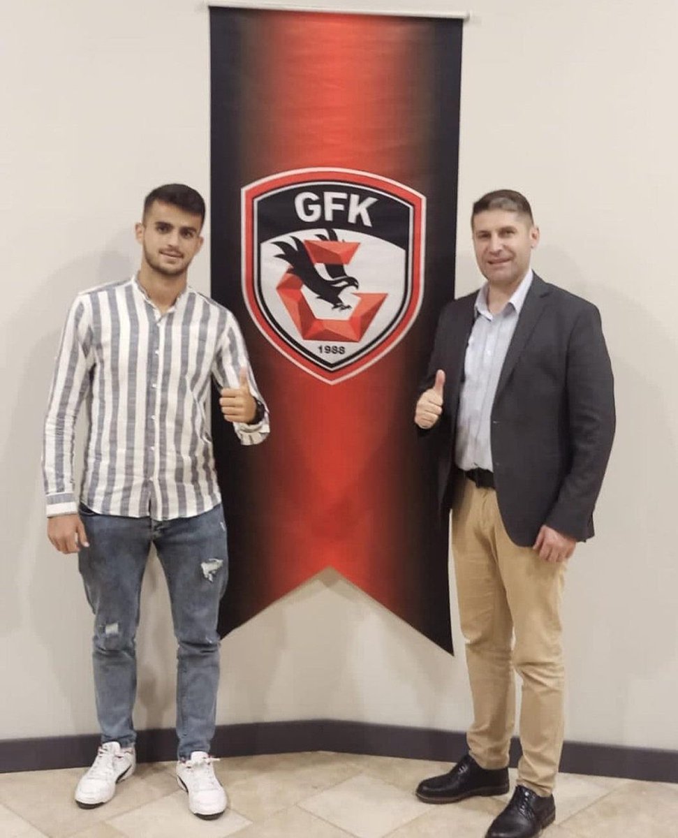 ScouTurk's tweet photo. Gaziantep FK 🇹🇷 signed Valmir Veliu (22) 🇽🇰 from KF Llapi 🇽🇰.

#GaziantepFK #KFLlapi https://t.co/ypNGIogMBd