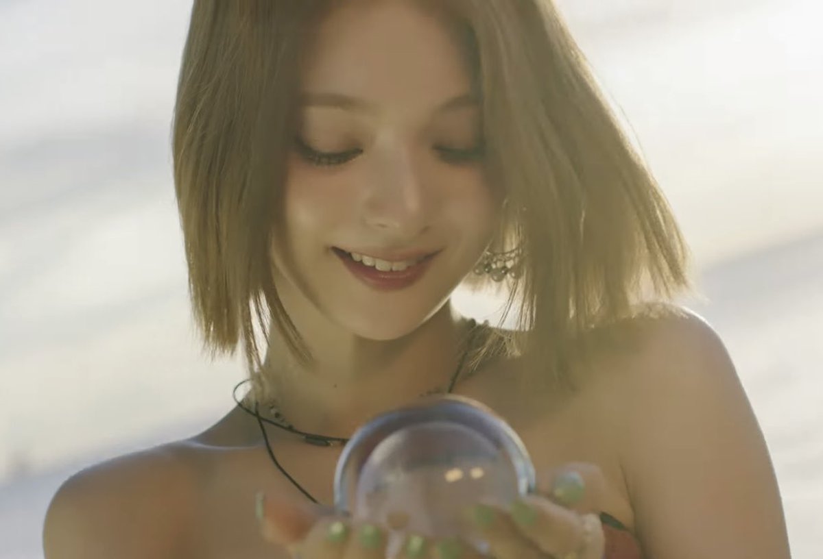 nakko__tiny's tweet photo. #fromis_9  #Stay_This_Way  #fromis_9_Stay_This_Way #올여름_프롬이와_스테이디스웨이 #Nagyung <3 https://t.co/DzPGxTK66H