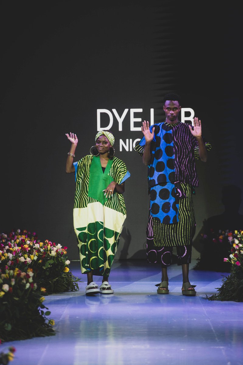 CollectiveRw's tweet photo. #DyeLab 🇳🇬
All looks: https://t.co/j0wZwqxSEv

📸@eeloom

Production: @FashionScout
 
MUA: Ivan Mugemanyi
Hair: Posh Salon and Spa

#RFW2022 #CollectiveRW #VisitRwanda #CHOGM2022 #eastafricaarts https://t.co/VlBWv4lHPO