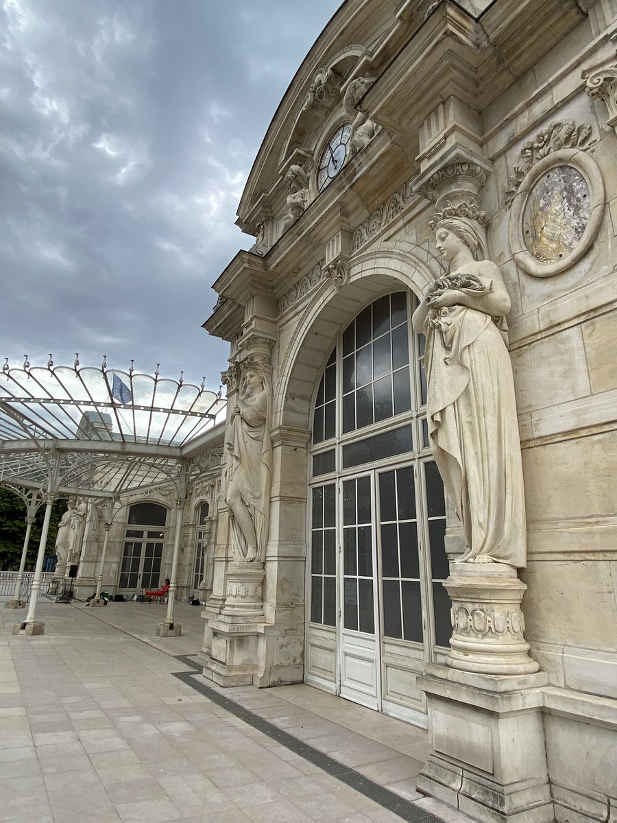 Le #patrimoine culturel de #Vichy raconté par ses habitants : ce week-end, 10 Vichyssois nous ont raconté leur monument de cœur.

Quelques aperçus des portraits que vous retrouverez en ligne bientôt ! 👀