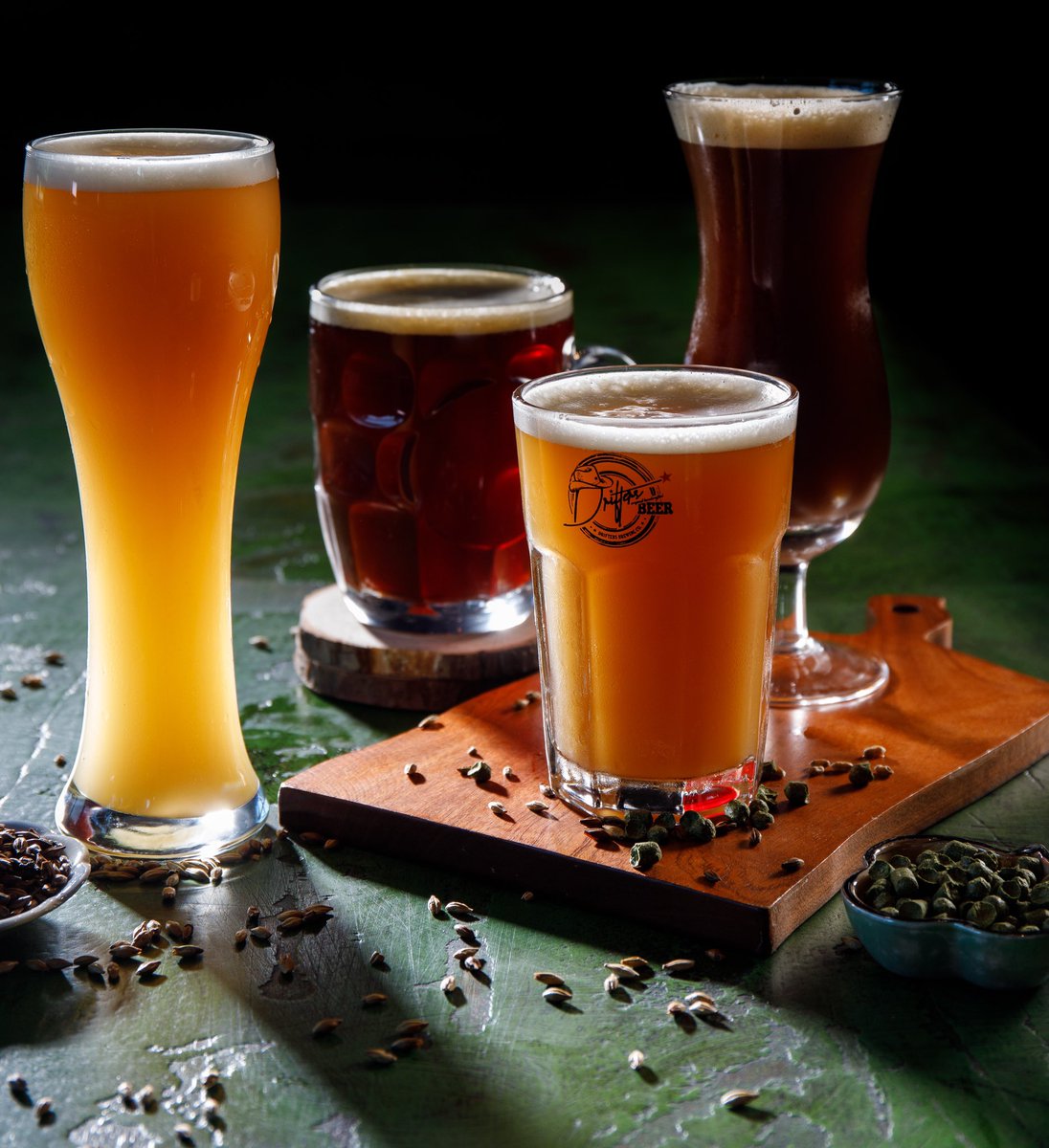 A fresh week needs a refreshing start…
Take your pick from Pilsners, Lagers, Ciders, IPAs or Stout to stock up for the week. 

Order your growlers on driftersbrews.com.

Pick-up available at all Drifters Growler Stations across Mumbai, Thane, Pune.