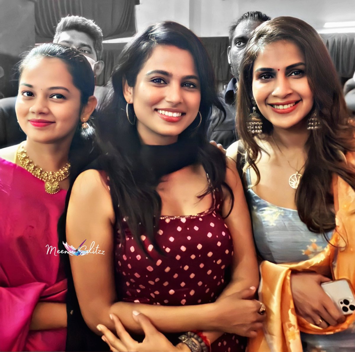 Fam Jam 🤩🤩

#RamyaPandian #anitha #samyuktha 
#biggboss4tamil #bbultimate

@iamramyapandian