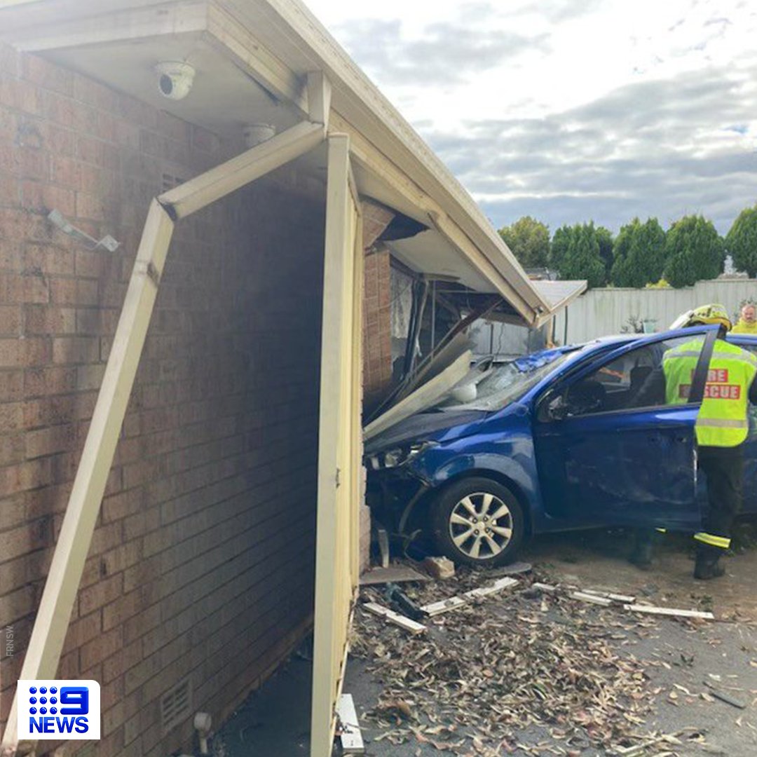 9NewsSyd's tweet photo. Emergency services have responded to an incident at #MtAnnan this afternoon after a car drove into a house.

It's believed an adult and six children were inside the home at the time of the accident.

A woman has since been transported to hospital in a stable condition. #9News https://t.co/N5JBuiuBsr