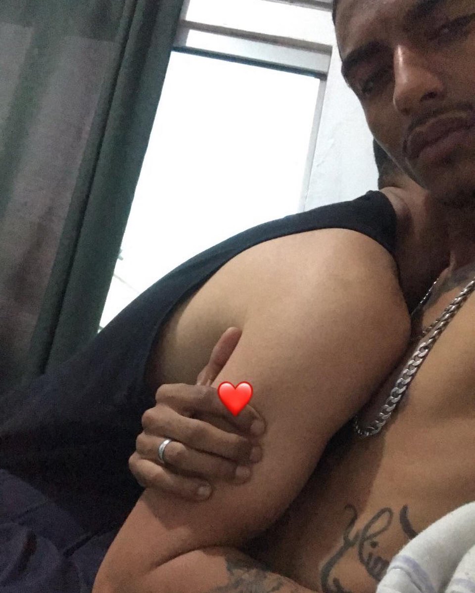 _pedroescobar's tweet photo. ❤️
#casalgay https://t.co/HV0B9cNjy3