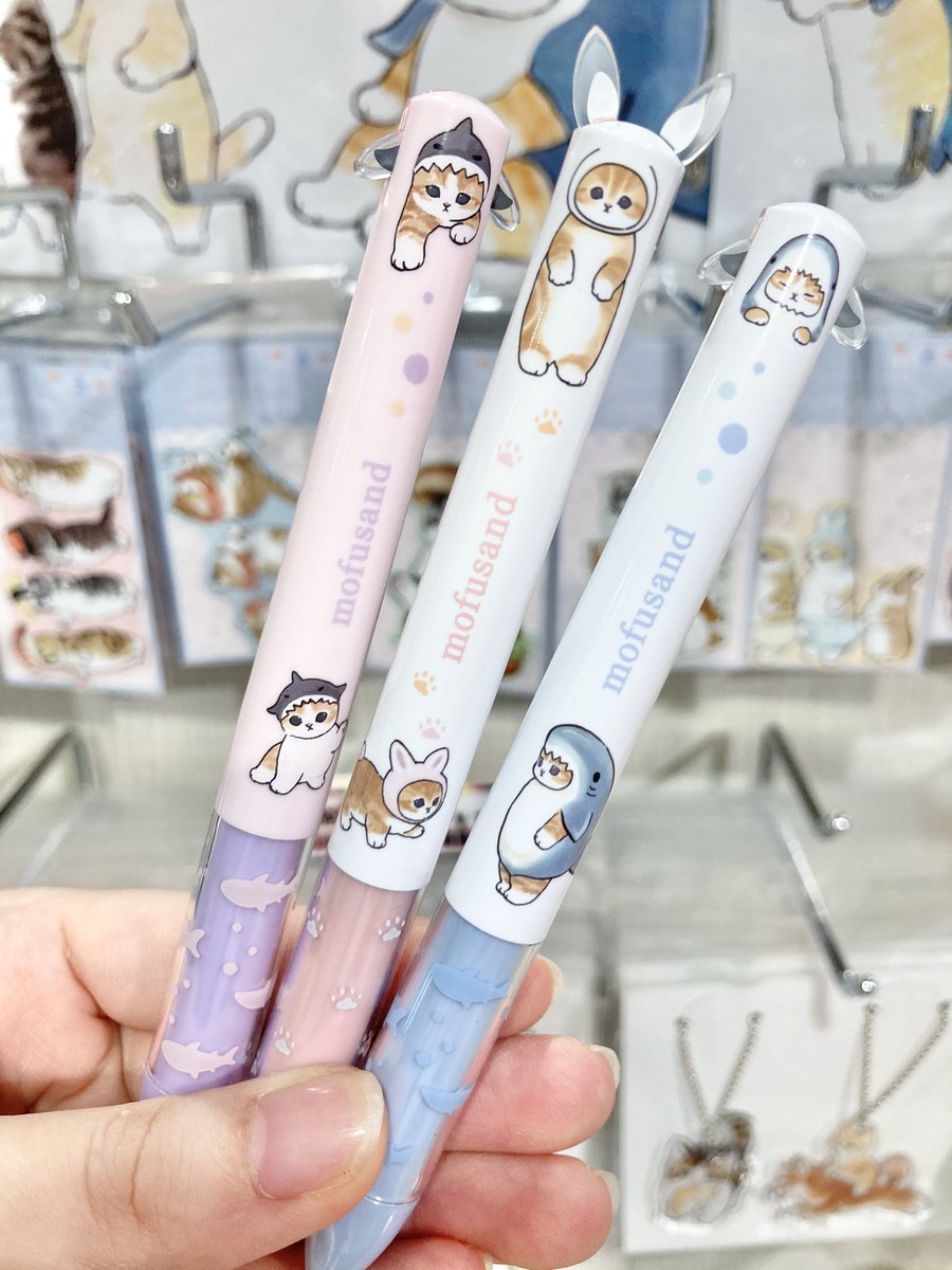 テレビ局公式ショップ ツリービレッジ 新商品 ソラマチ Mofusand Cuteな Mimiペン が入荷しました それぞれ耳をノックするとペン先が出ます ペン全体がかわいくて 見た目にも楽しいアイテムです ねこ 猫のいる生活 ツリービレッジ