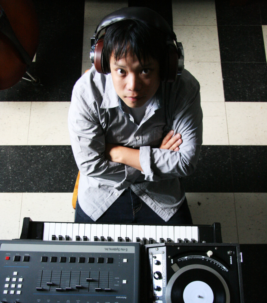 GDTFestival's tweet photo. Kid Koala gästar festivalen med ett allkonstnärligt underverk i teknikens tecken https://t.co/Ad60srFYBF https://t.co/3C98PVtkM5