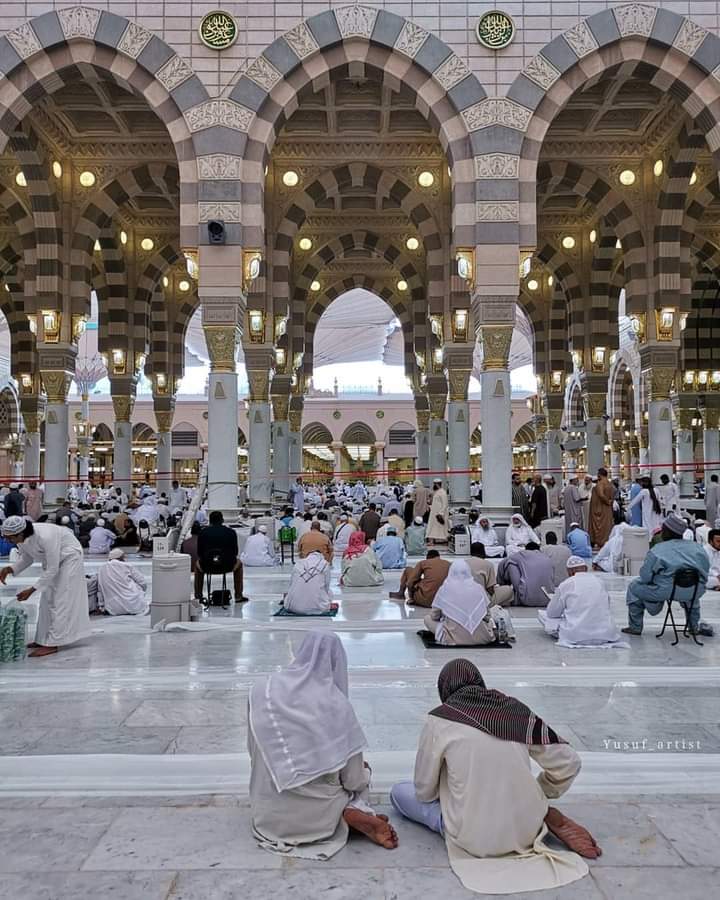 ،،
       'ماأجمل أن تبدأصباحك بذكرالله'
               الله يسعد صباحكم
          بلخير 
                  والسعادة 
                               والرضا ♥
      ❥❥