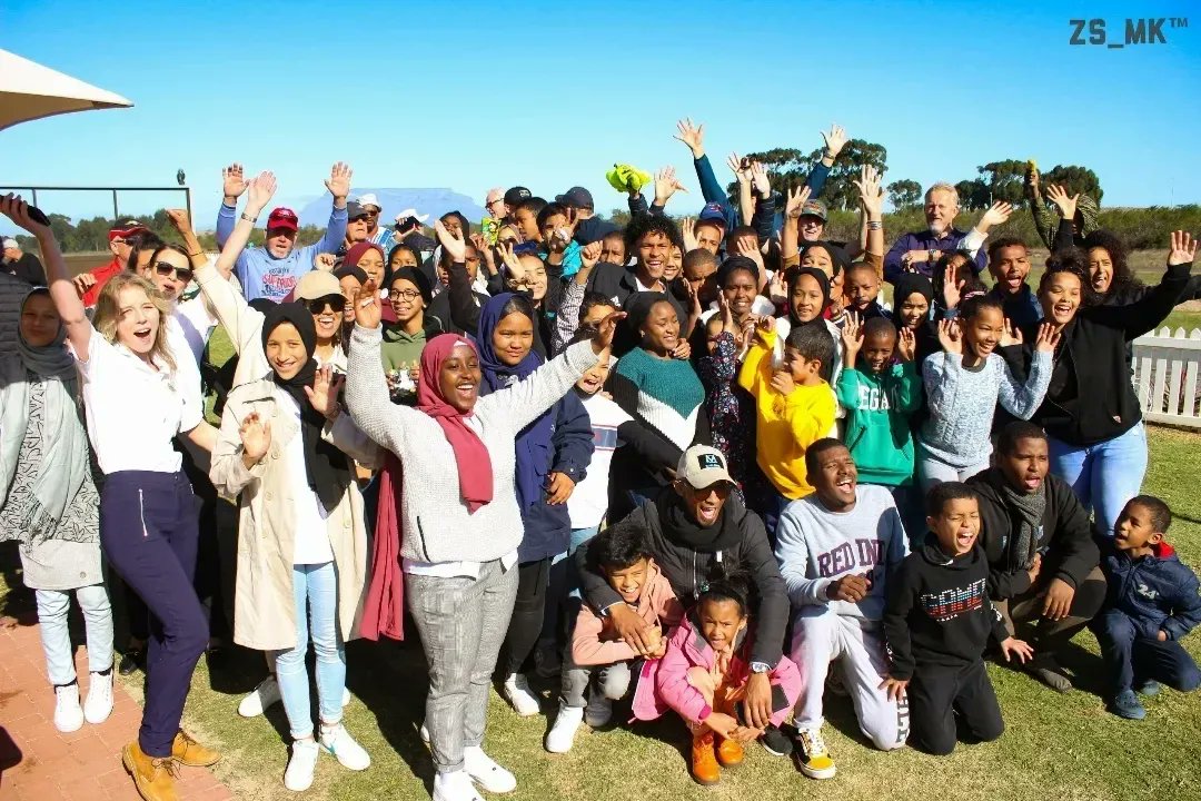 A fantastic morning with brightly lit faces of escatic kids which took their first #flight, the taste of #Aviation, hosted at the Morning Star Airfield organized by the <a href="/ThePlaneProject/">The Plane Project</a> in partnership with <a href="/GiftoftheGivers/">Gift of the Givers</a> fantastic to meet with <a href="/kellyslingers/">Kelly Slingers</a>
#rt #SouthAfrica