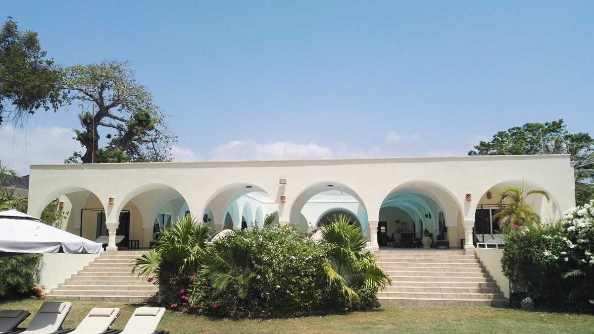MohilsK's tweet photo. Mzima Beach Resort is unsurpassed in the art of pampering and relaxation with customized and exceptional experiences that help our guests feel whole.

#mohilstours #tembeakenya #magicalkenya #diani https://t.co/iNhX8RHHaB