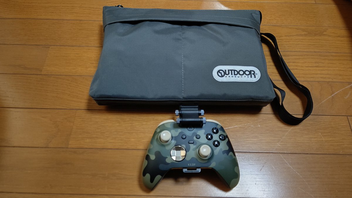 k_s_zip's tweet photo. 休憩時間にブツが届いたので、これまで #GREGORY のポーチに入れてた、 #ZENPIT と #ZENCamp の焚火台シート、地面ガード用の鹿番長スクリーンを入れてみた #OUTDOORPRODUCTS 
ファスナーギリギリだが問題無さそうだ
ショルダーベルト付いてて運びやすくなったなw
https://t.co/deOQHqCzMa https://t.co/xRW8jxe2jN