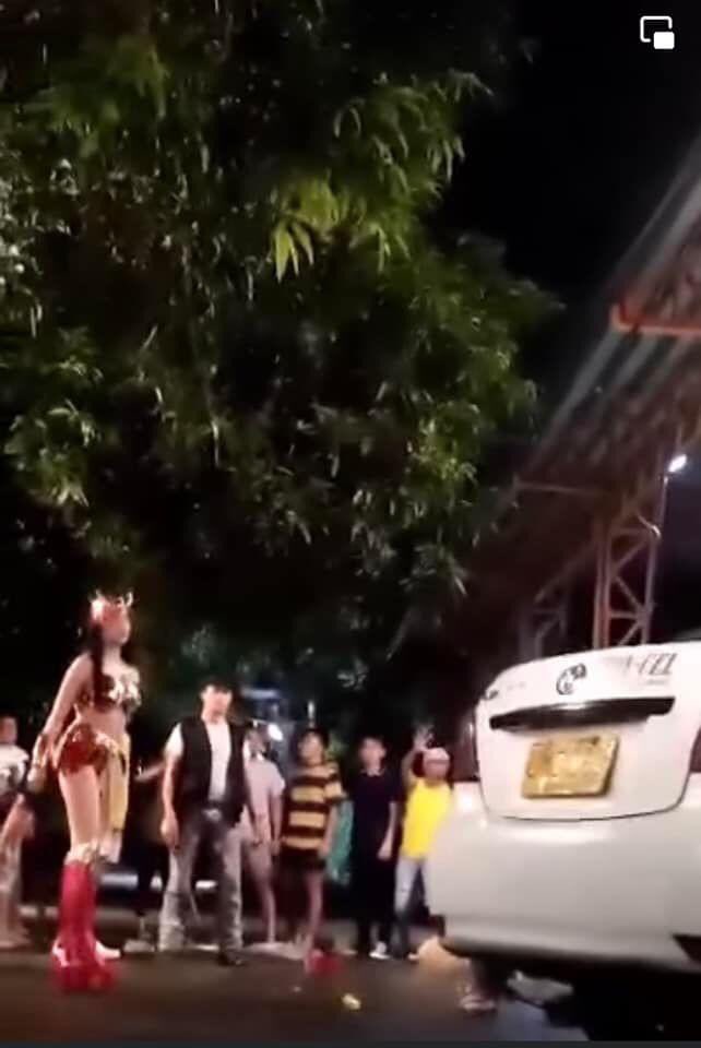 DarnaLeaks's tweet photo. Ayan na siya!!! 😍😍😍 #DarnaLilipadNa #Darna https://t.co/xTAZ2H7fpQ