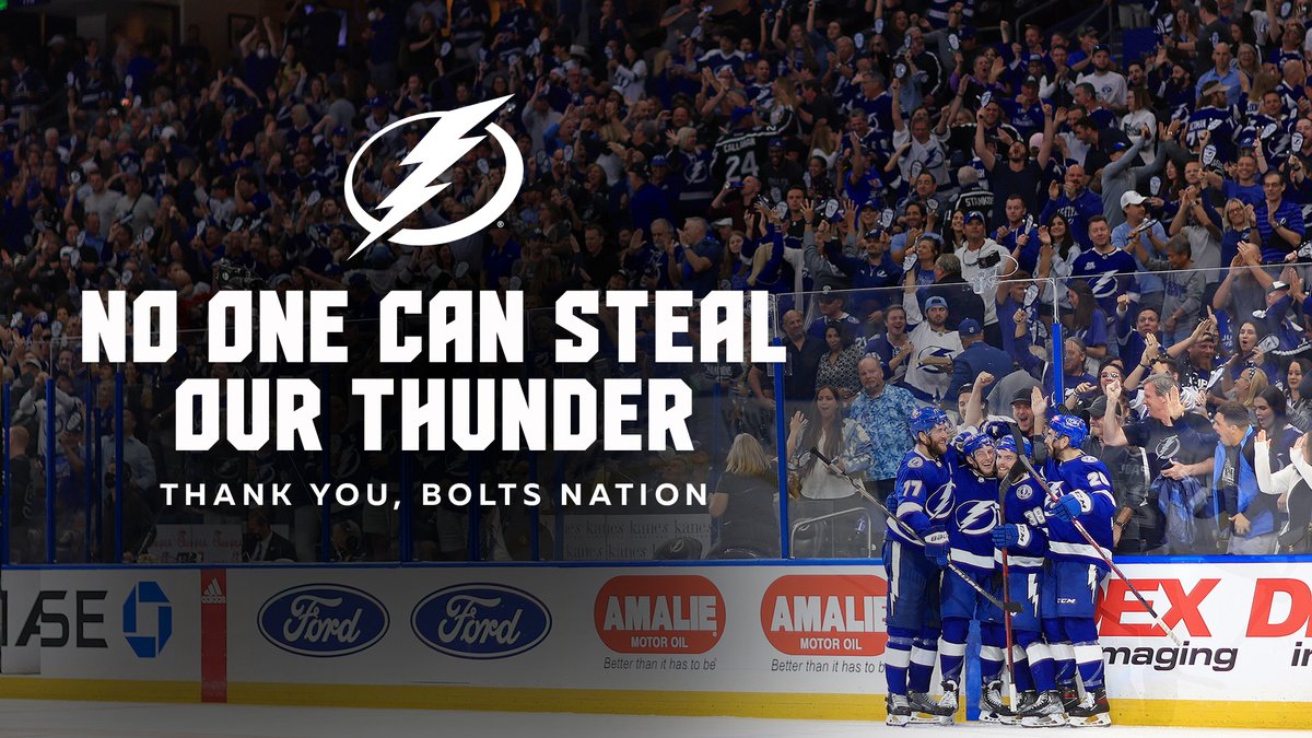 The best fans in hockey. ⚡️