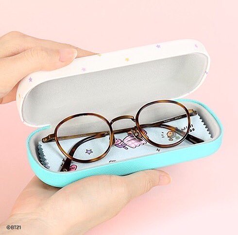 Kpopblushes's tweet photo. BT21 Glasses Case Set Little Buddy Php600.00

DOP: 500 downpayment

ETA:LateAugust
 
#bts #bt21 #btsmerchandise #bt21ph #bt21official #bt21merchph #bt21sale #bt21sleepwear #btsmemories2016 #btsmemories2018 #btsmemories2017 #btsmemories2019 #btsmemories2020 https://t.co/2KXAkc2M0u