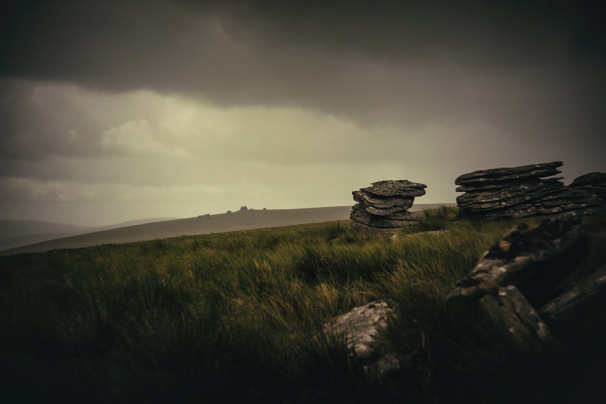 View of #WaternTor from #WildTor in one of two downpours we had on our #Dartmoor walk yesterday 😍 Mostly we had sunshine and blue skies - I got a tan 😁 #DartmoorPhotographer #DartmoorNationalPark