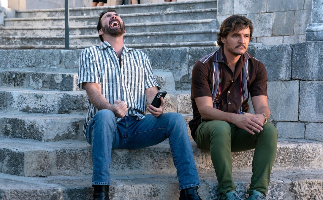 fuertecito's tweet photo. Tenía muchas ganas de ver #TalentoDescomunal y no me ha defraudado. Al contrario. Qué cosa más divertida, ingeniosa y memorable. Genial (y emotiva) meta-comedia con un Nicolas Cage, efectivamente, descomunal, y un Pedro Pascal para enamorarse todavía más. Su química: 🔟 Redonda. https://t.co/7SxNVXh0yT