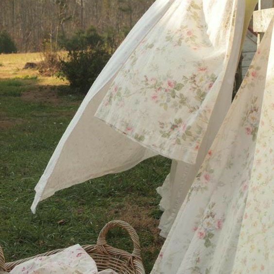 Watch 🕯🏰's leaked NSFW photo on TwXstars