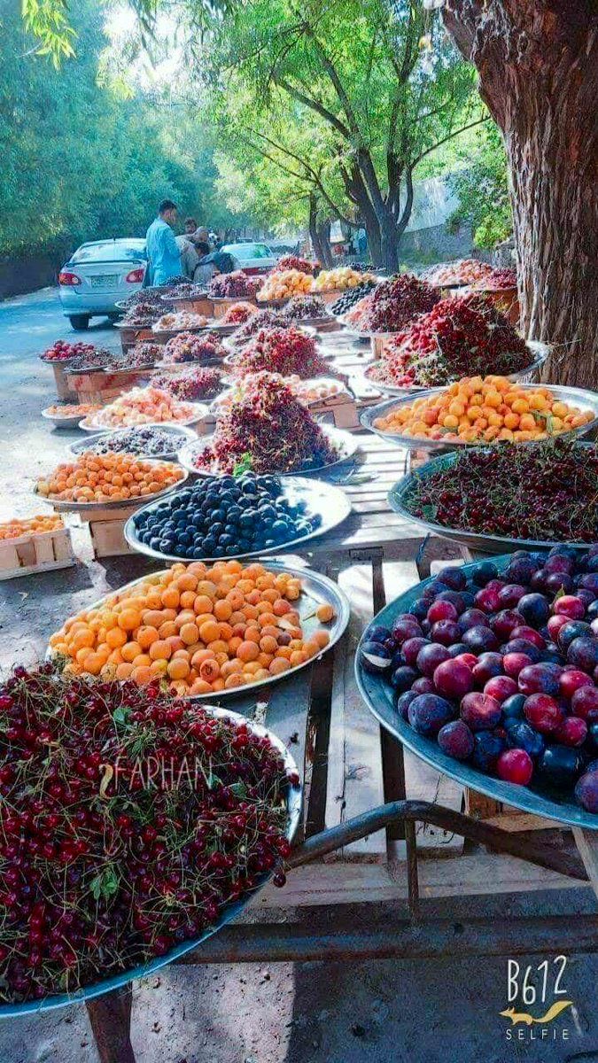 VisitAFG's tweet photo. Fresh fruits season in Afghanistan https://t.co/EKu9vjPxo3