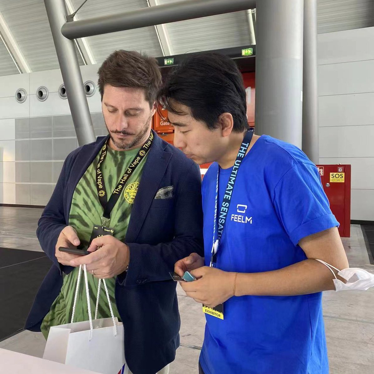 feelmtech's tweet photo. FEELM moment in #stuttgart
#feelm #feelmtech #feelmax #feelmair #vape #vapeshow #hallofvape https://t.co/U2YXD2APvT