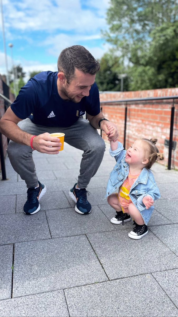 Camille seeing her new school today ❤️ <a href="/Mencap_NI/">Mencap NI</a> <a href="/Chldns_Hrtbeat/">Childrens Heartbeat</a> <a href="/DownSyndromeIRL/">Down Syndrome IRL</a>