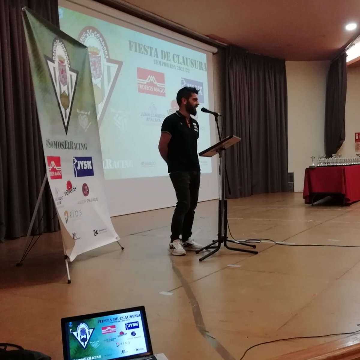 En Nuestra Gala de clausura pudimos contar con un presentador de lujo,Don <a href="/Rafaperalbo/">Rafa Peralbo</a> que hizo que nuestros niños y niñas se lo pasarán genial en todo momento, Muchas Gracias Rafa!