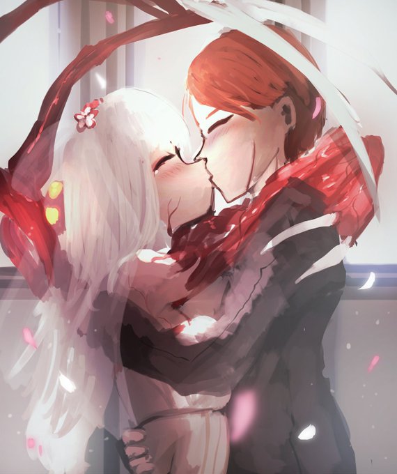 幸福/Happiness
辺境の町、それはあの世界で少数異形と人間が平和で暮らせる、とある悪意が嫌い魔物たちに守られた町である
City of Frontier . That's the few place in that world where monster and human can live together peacefully . And been protected by some malicious hating monsters 