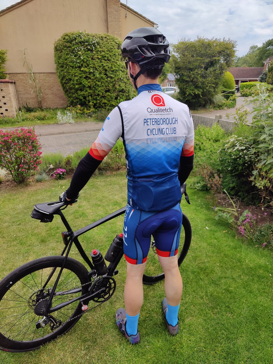 CElliottDesign's tweet image. Seeing my designs in the flesh never gets old!

#graphicdesigner #logodesign #cyclingkitdesign #peterboroughcyclingclub #graphicdesign #designsinprint